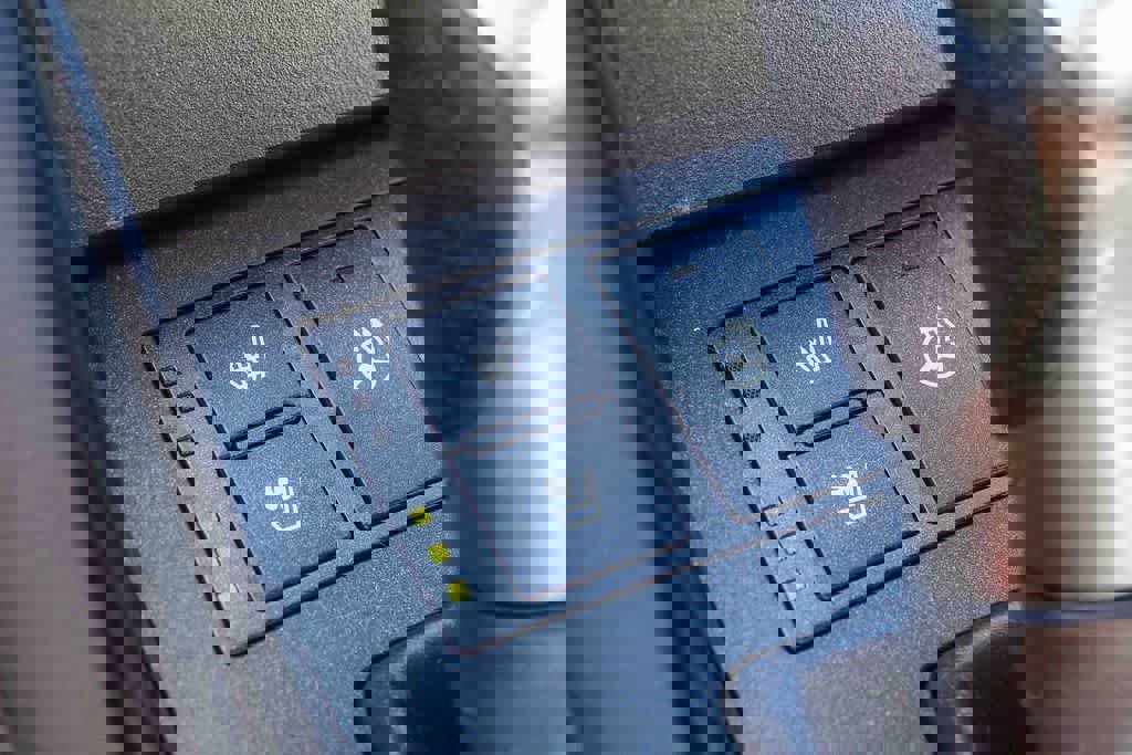 Used 2023 Lexus IS 350 F Sport w/ Navigation Package image 21