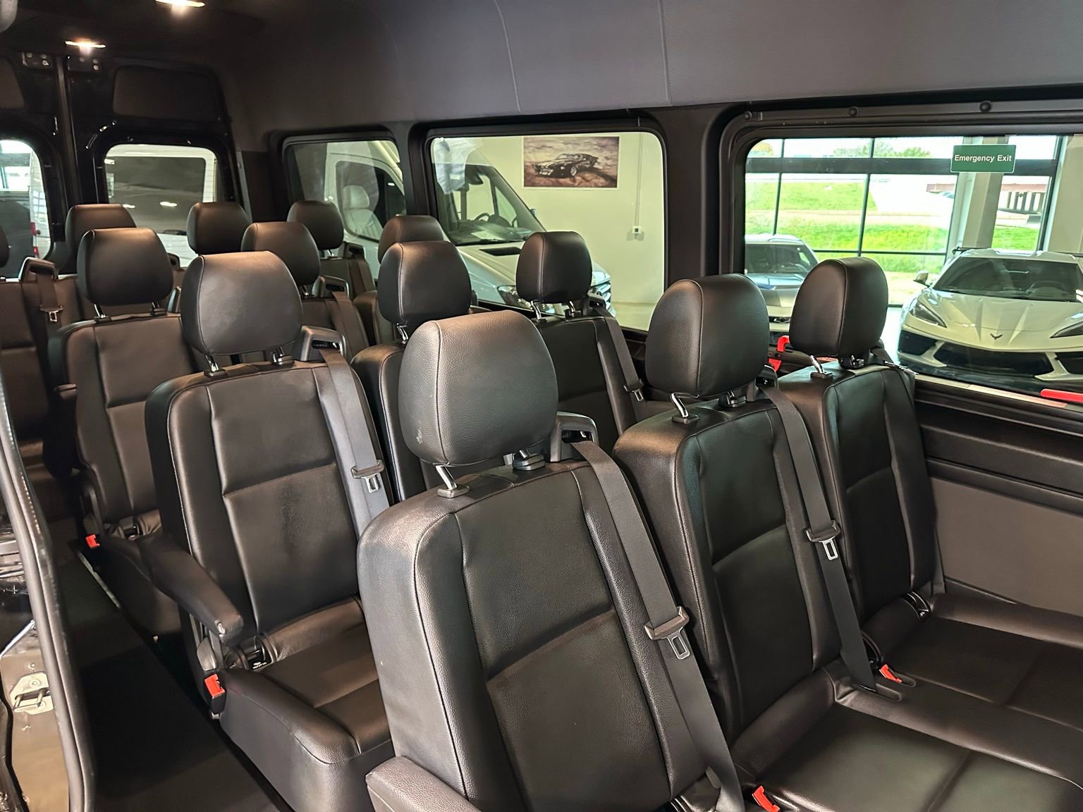 Used 2022 Mercedes-Benz Sprinter 2500 image 14