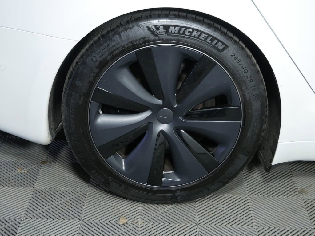 Used 2021 Tesla Model S Plaid AWD/4WD image 11