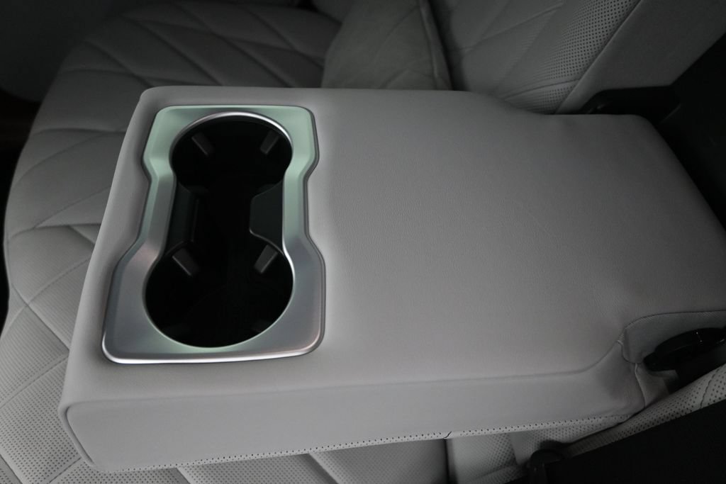 Certified 2023 BMW XM AWD/4WD image 17