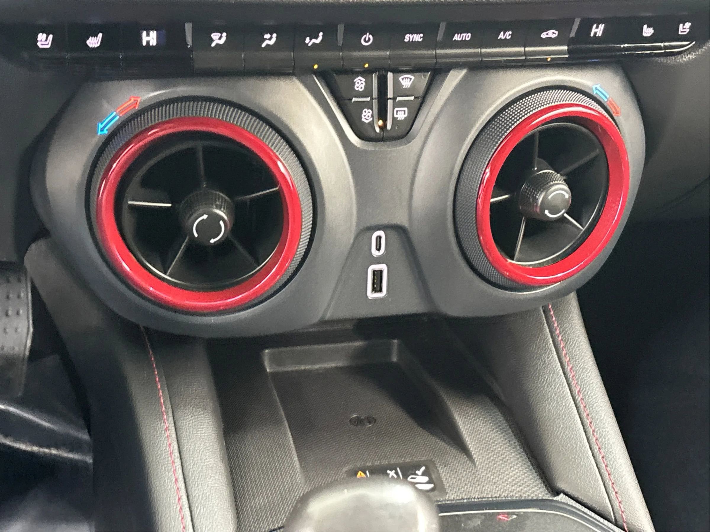 Used 2019 Chevrolet Blazer RS AWD/4WD image 38