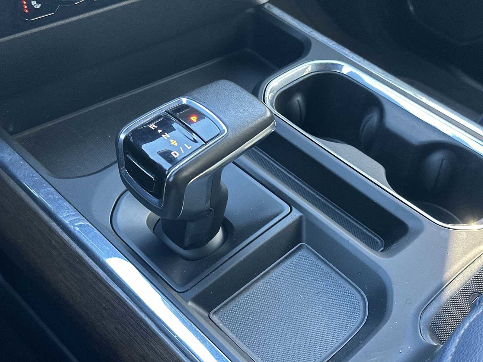 Used 2022 Chevrolet Silverado 1500 High Country w/ Technology Package image 21