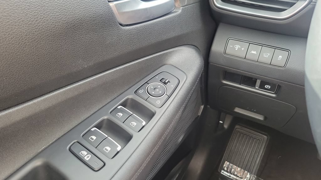Certified 2023 Hyundai Santa Fe SEL FWD image 22