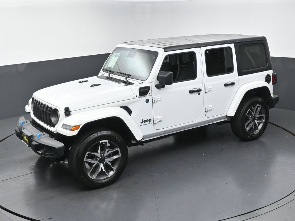 Used 2024 Jeep Wrangler Unlimited w/ Convenience Group AWD/4WD image 42