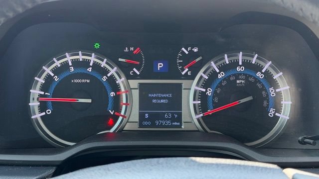 Used 2018 Toyota 4Runner SR5 Premium AWD/4WD image 24