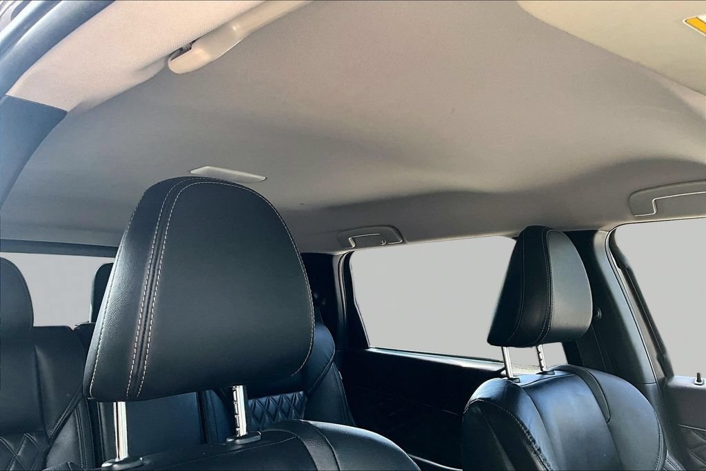 Used 2022 Mitsubishi Outlander SEL AWD/4WD image 28