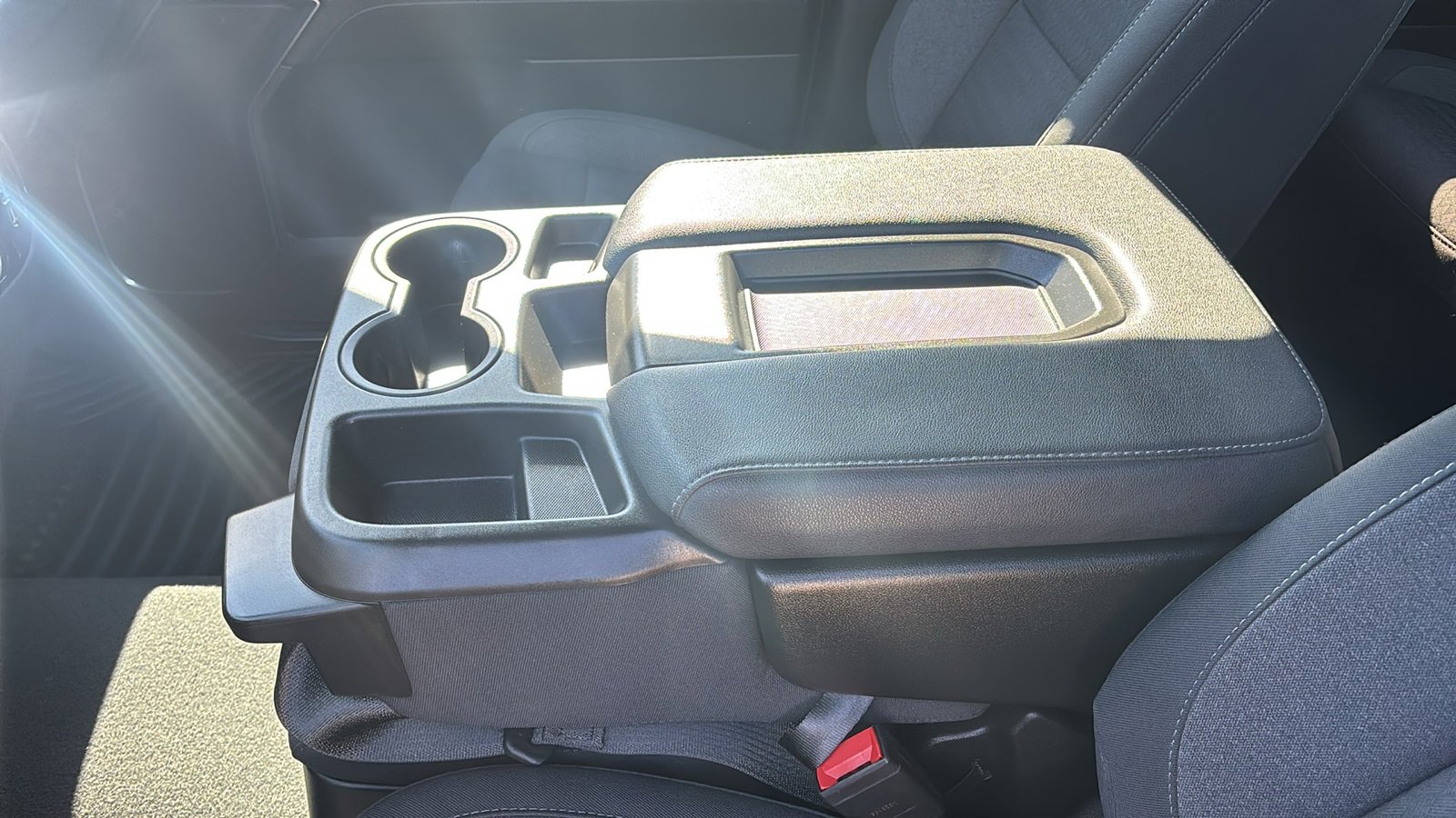 Used 2022 GMC Sierra 1500 Elevation image 21