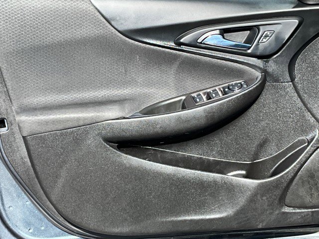 Used 2021 Chevrolet Malibu LT image 23