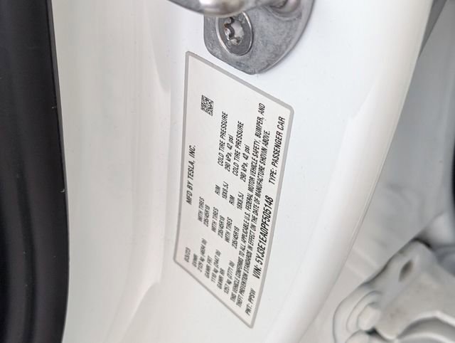 Used 2023 Tesla Model 3 Standard Range image 16