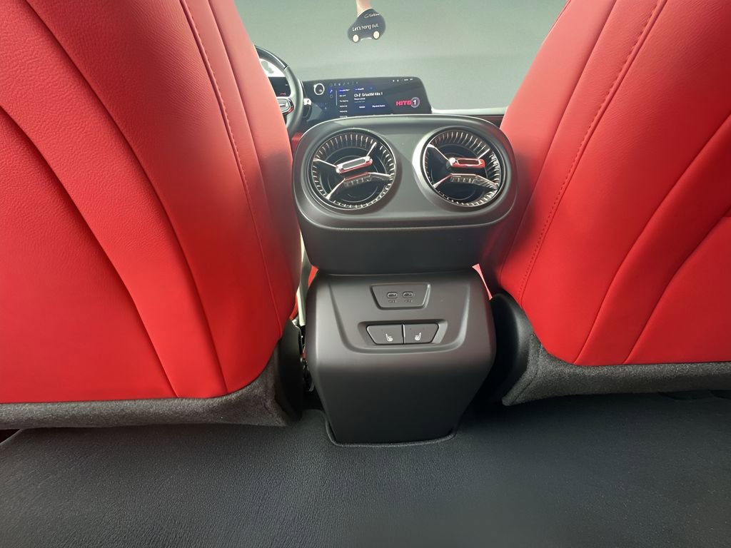 Certified 2025 Chevrolet Blazer EV SS w/ Performance Package image 20