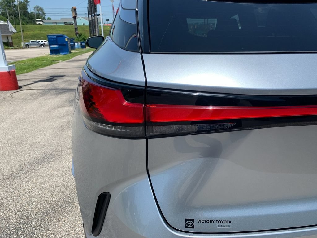 Used 2025 Lexus RX 350 AWD w/ Convenience Package image 33