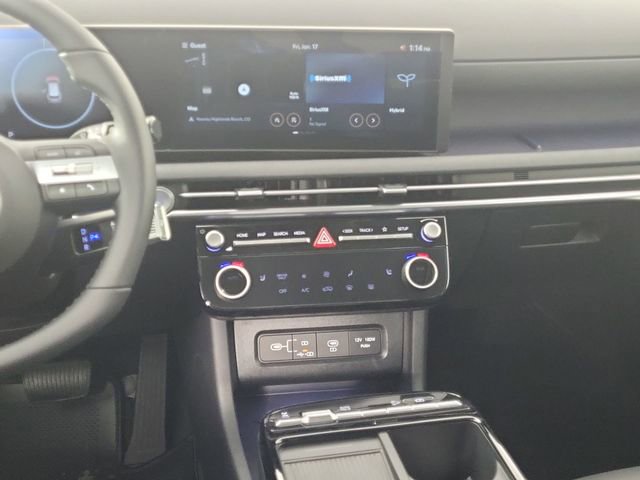 Certified 2025 Hyundai Tucson SEL AWD/4WD image 18