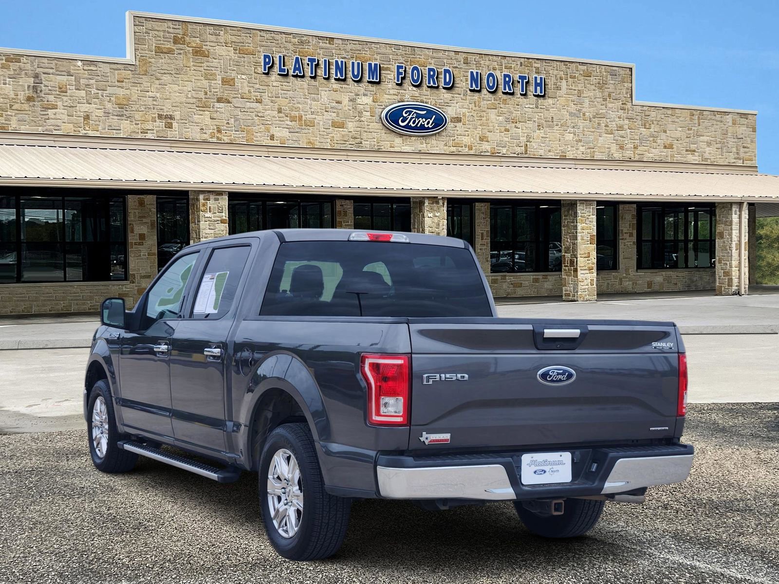 Used 2016 Ford F150 XLT w/ Equipment Group 301A Mid RWD image 4