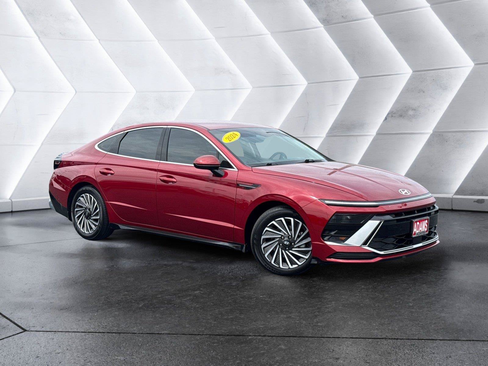 Used 2024 Hyundai Sonata SEL FWD image 1
