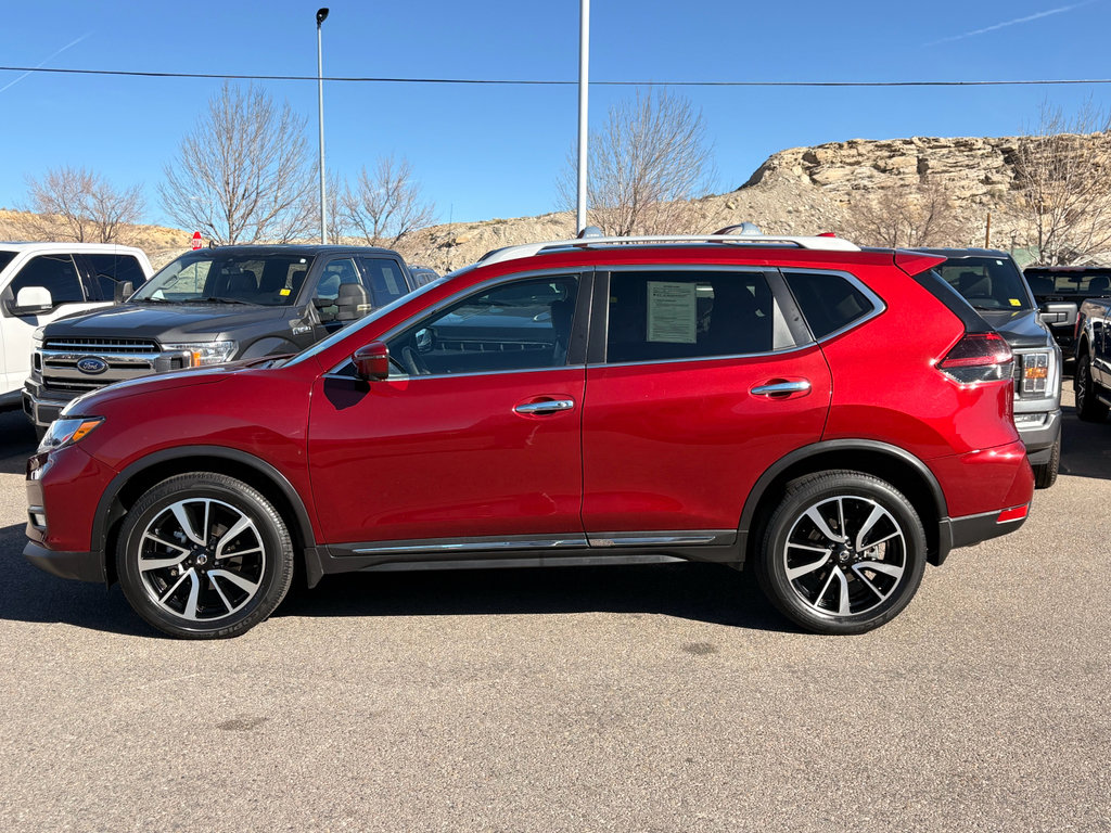 Used 2020 Nissan Rogue SL image 2