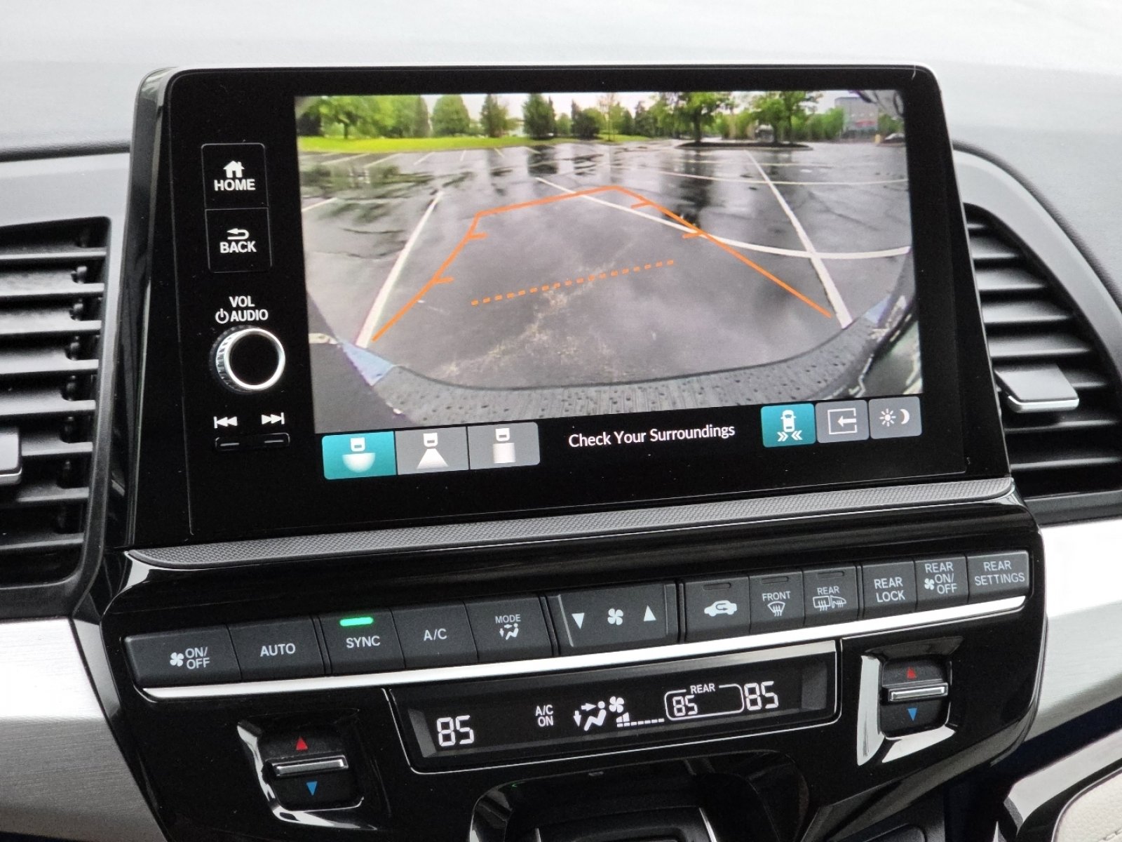 Certified 2025 Honda Odyssey Touring image 13