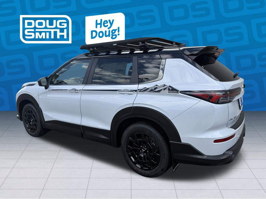 New 2026 Mitsubishi Outlander AWD image 2