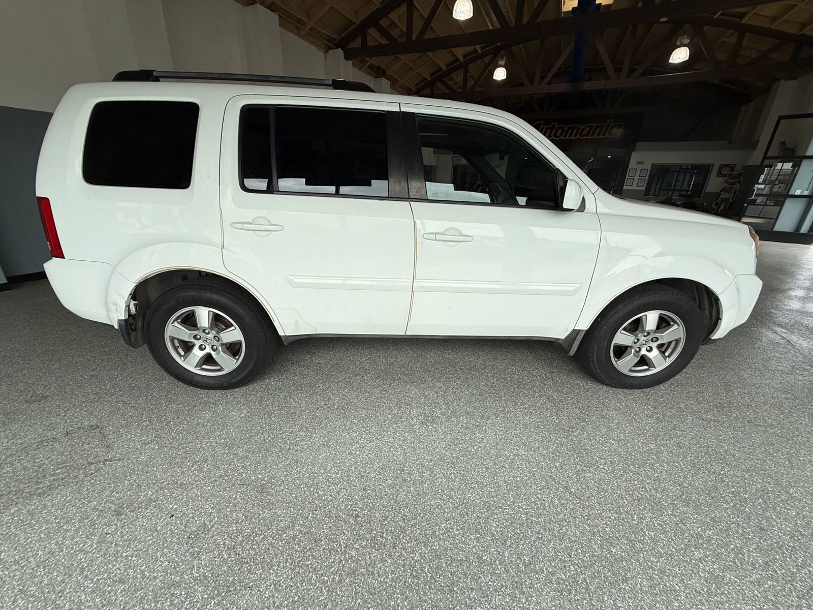 Used 2010 Honda Pilot EX-L image 7