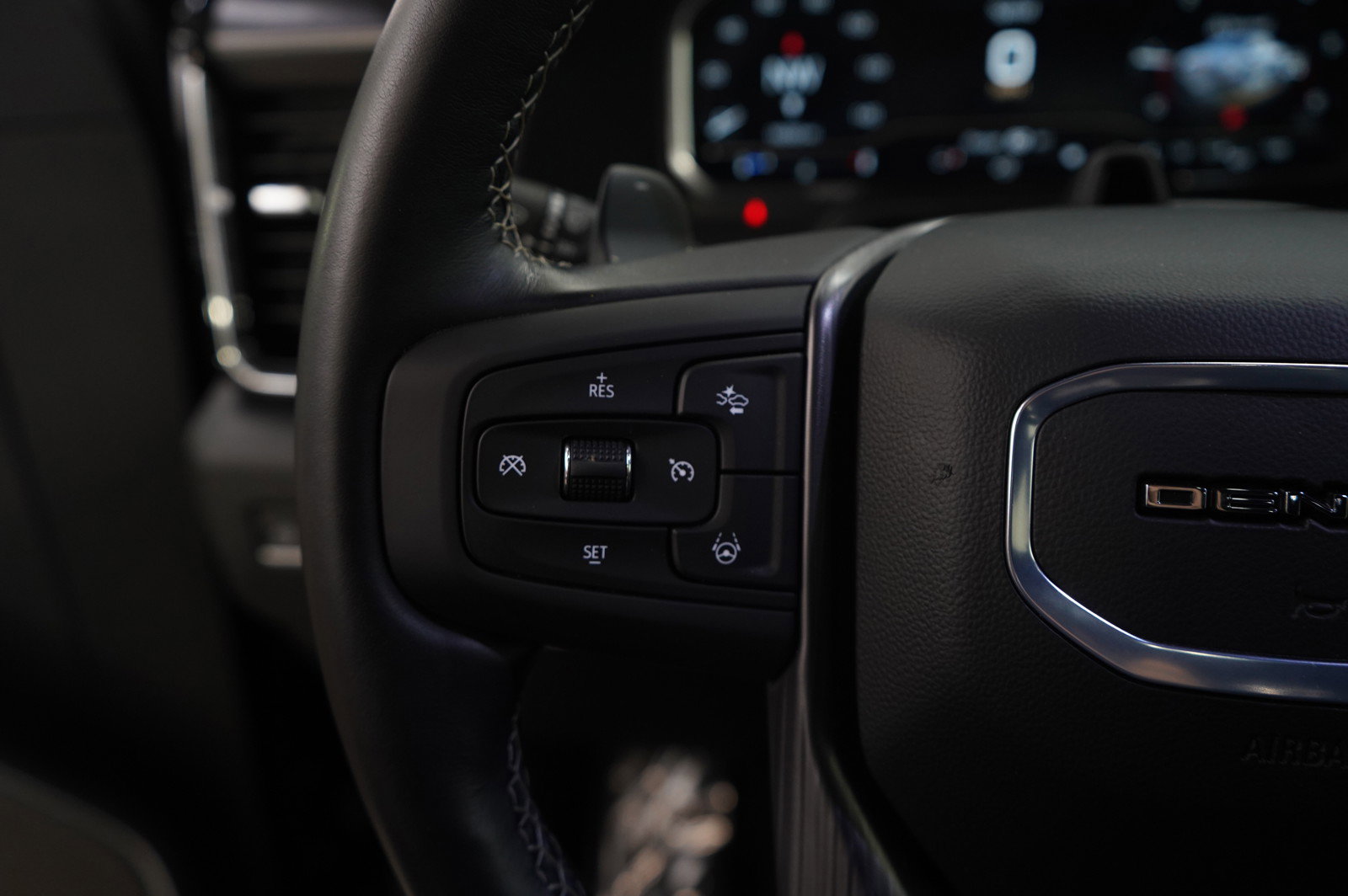 Used 2024 GMC Sierra 1500 Denali Ultimate image 18