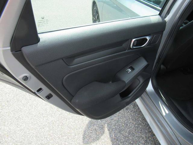 Used 2025 Honda Civic Sport image 16