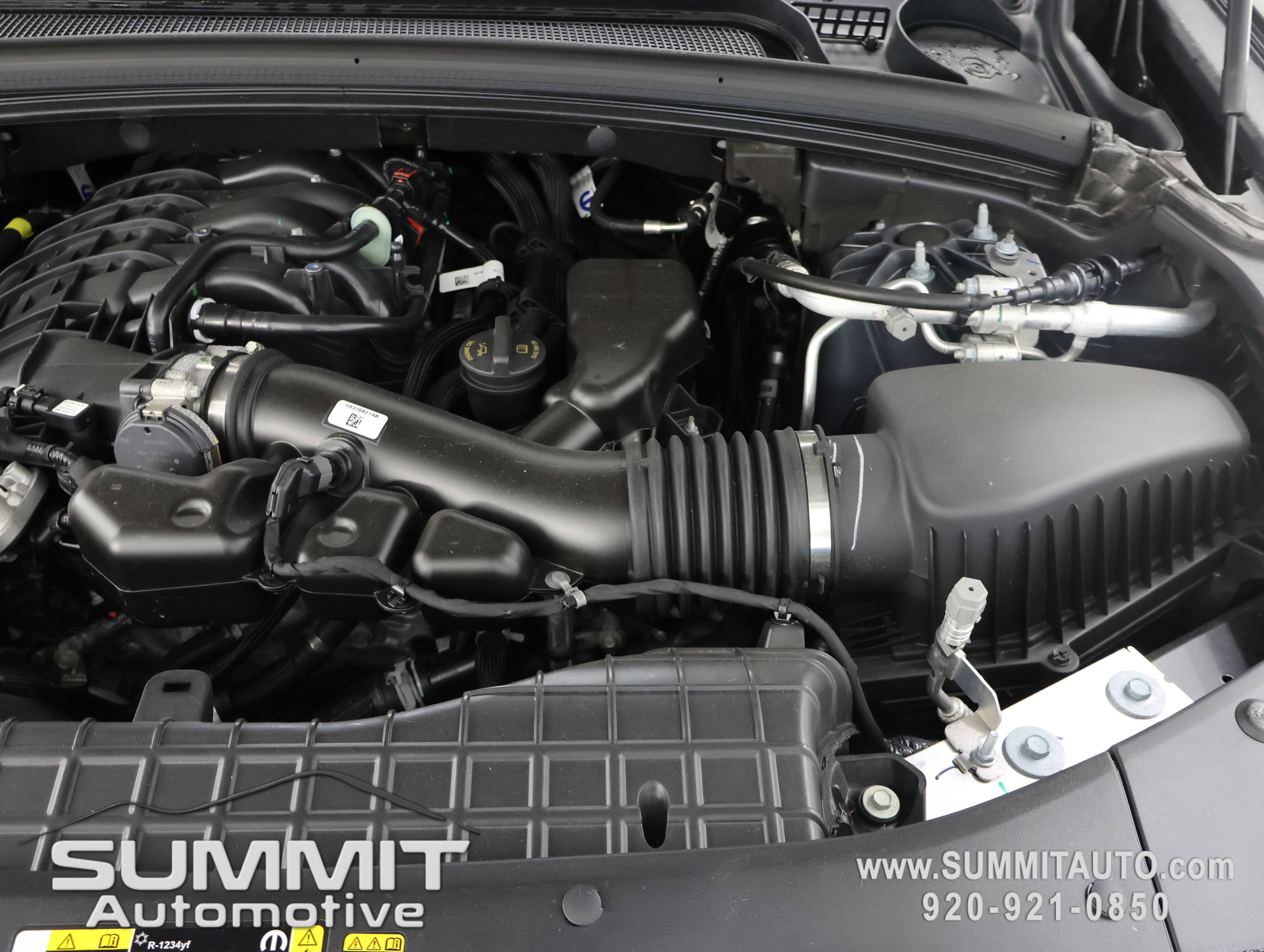 New 2025 Jeep Grand Cherokee Limited w/ Luxury Tech Group II AWD/4WD image 22