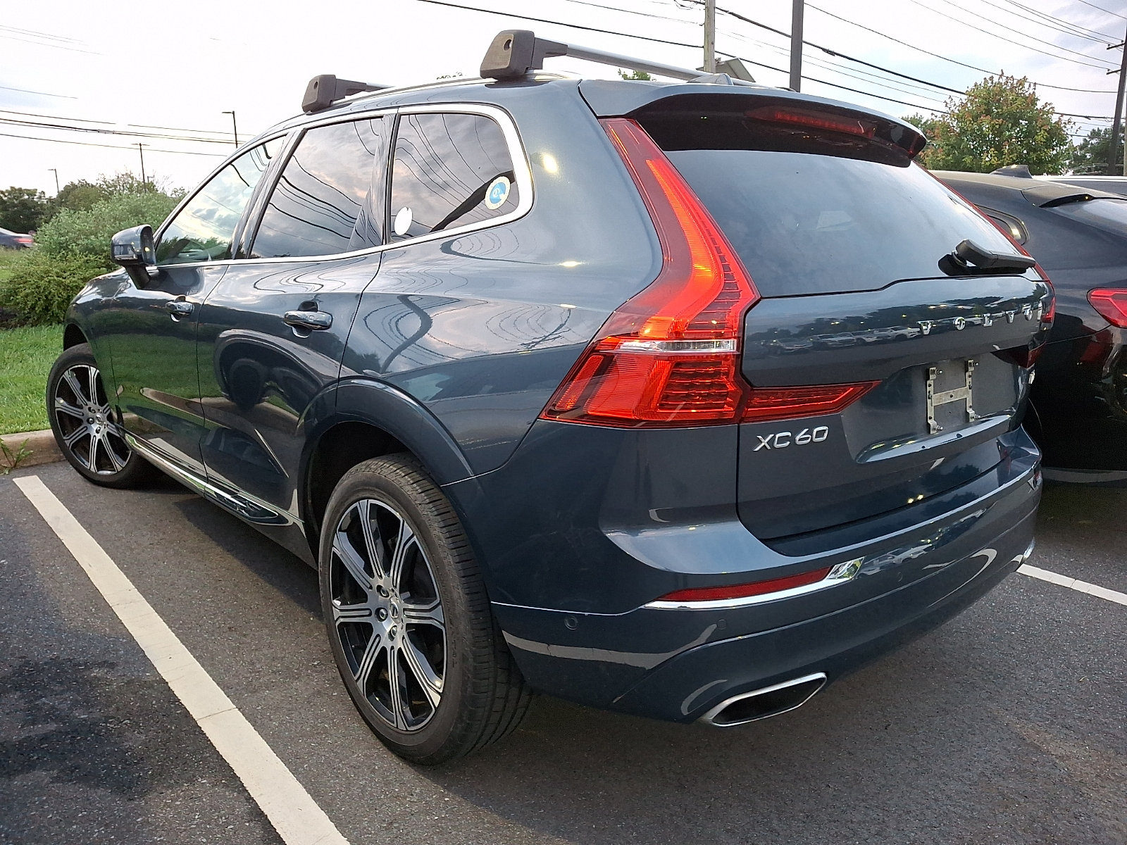 Used 2021 Volvo XC60 T5 Inscription w/ Advanced Package AWD/4WD image 5