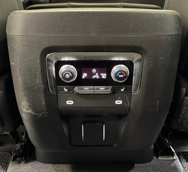 Used 2022 GMC Yukon Denali AWD/4WD image 22