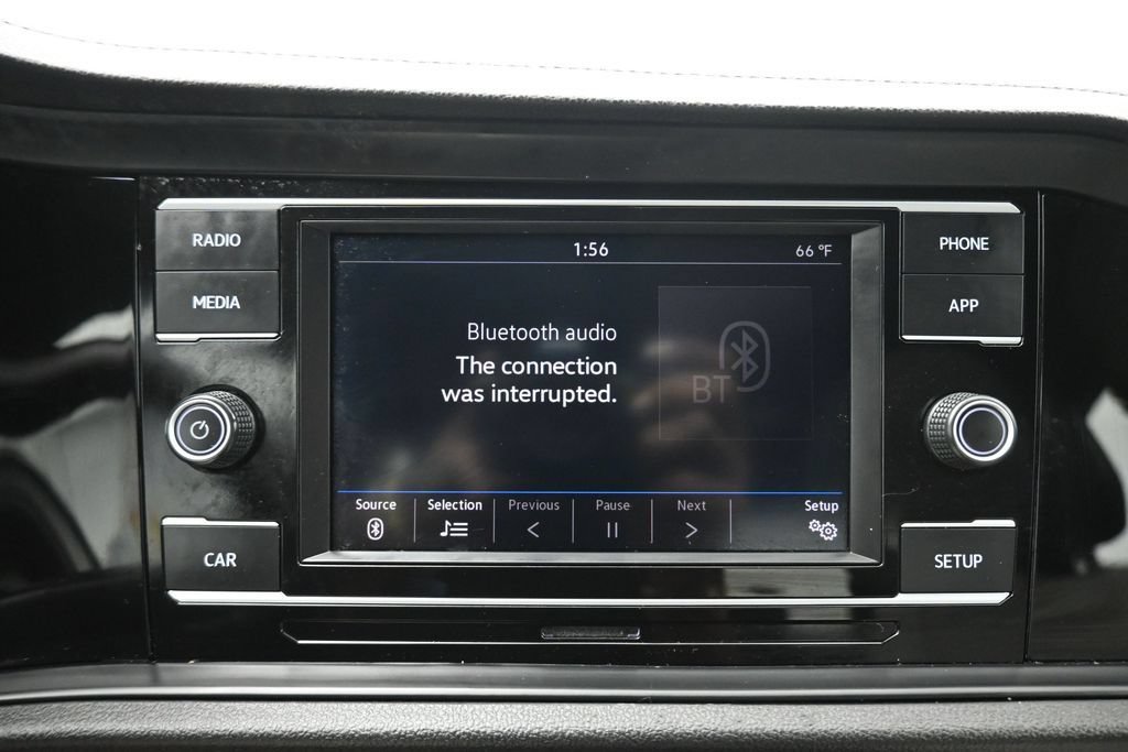 Used 2019 Volkswagen Jetta R-Line w/ R-Line Cold Weather Package FWD image 18