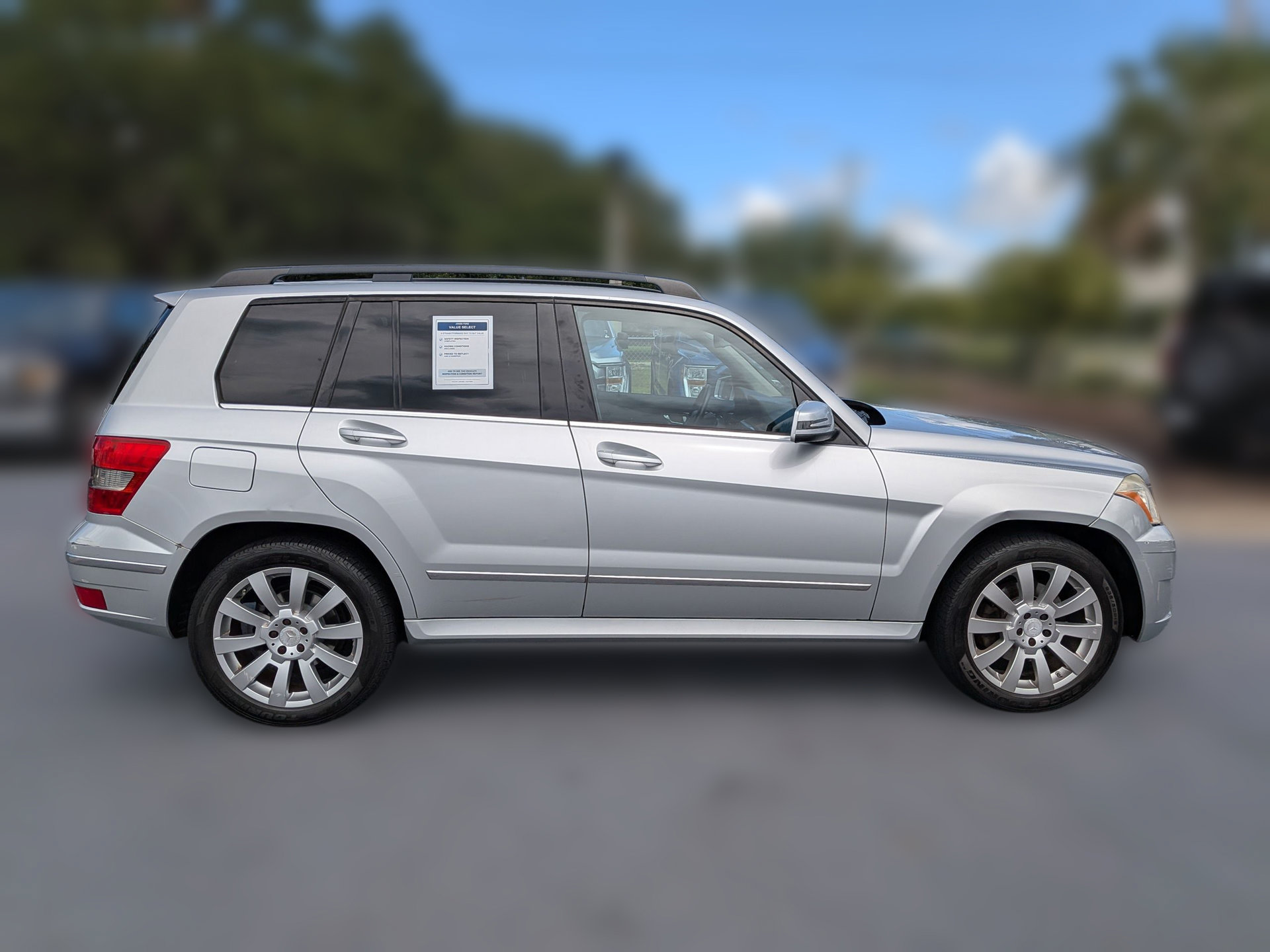 Used 2012 Mercedes-Benz GLK 350 4MATIC image 3
