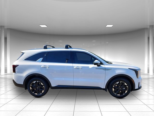 New 2026 Kia Sorento S image 2