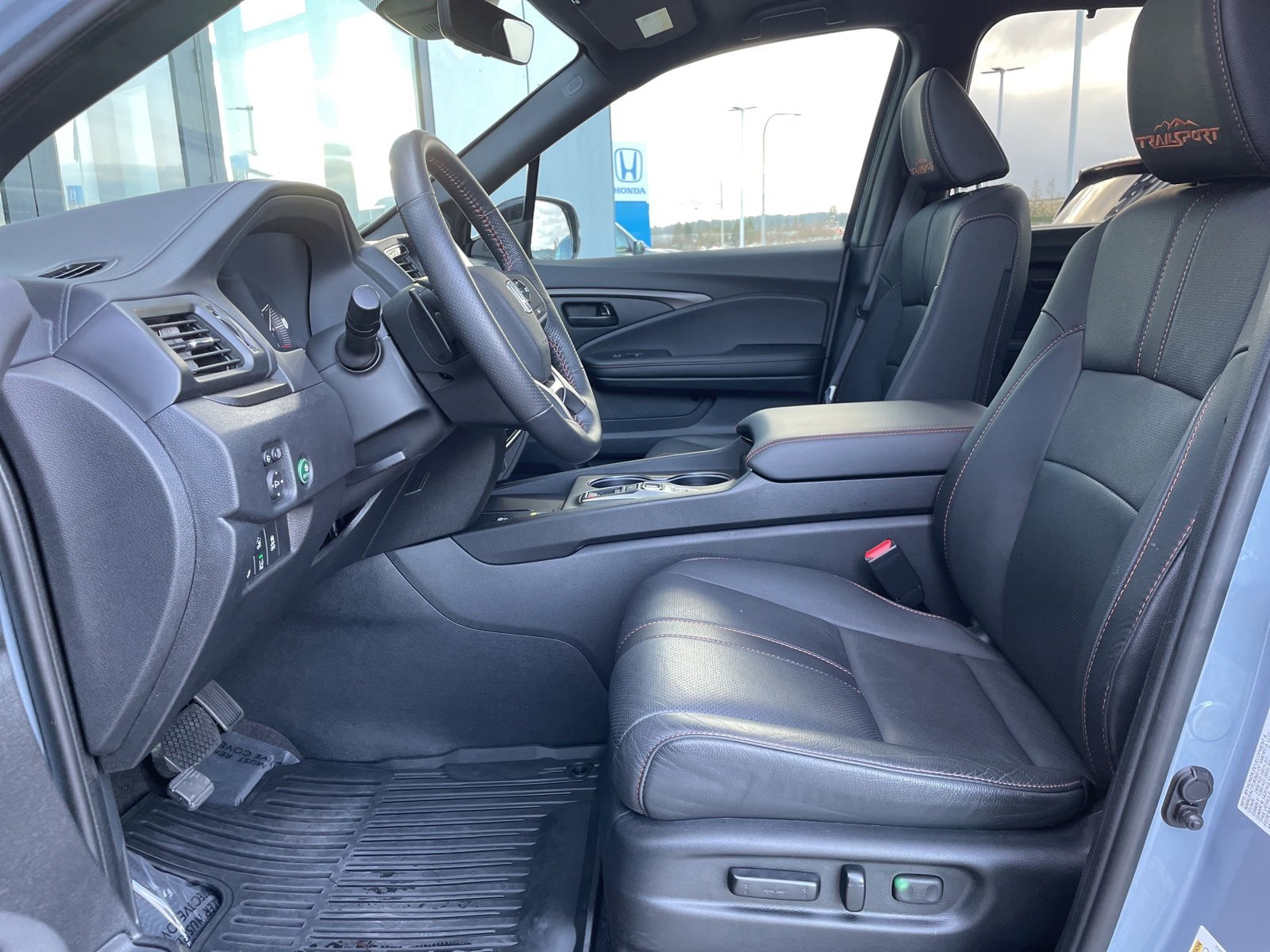 Used 2024 Honda Passport TrailSport image 10