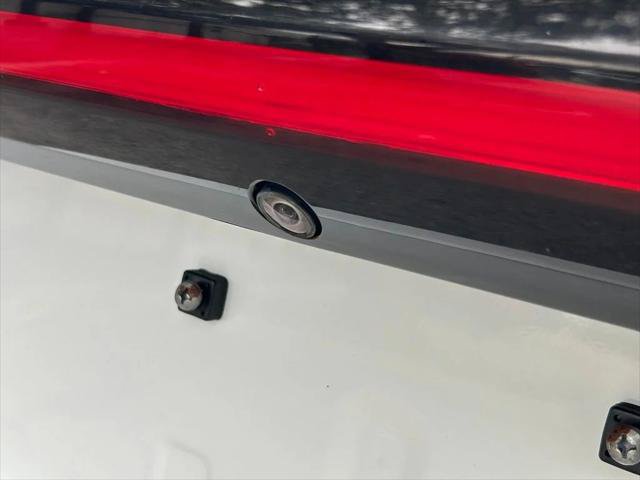 Certified 2023 Chrysler Pacifica Touring-L FWD image 38