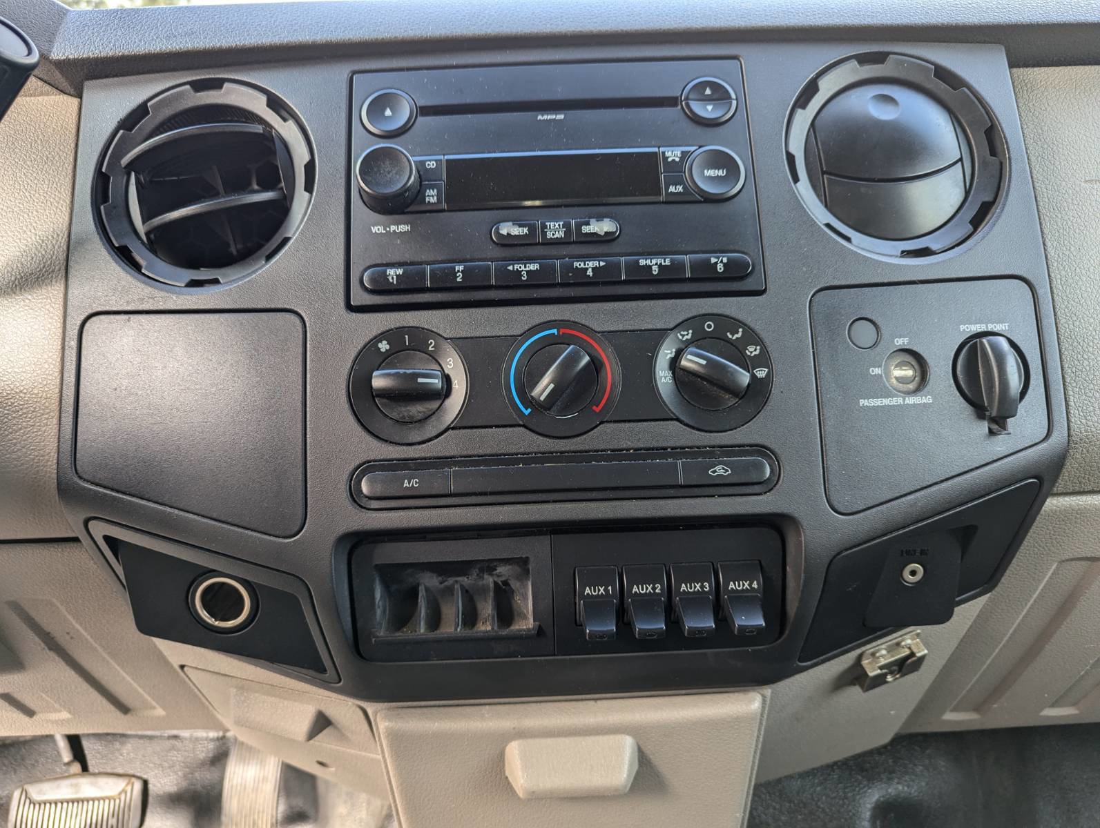 Used 2008 Ford F350 XL image 11