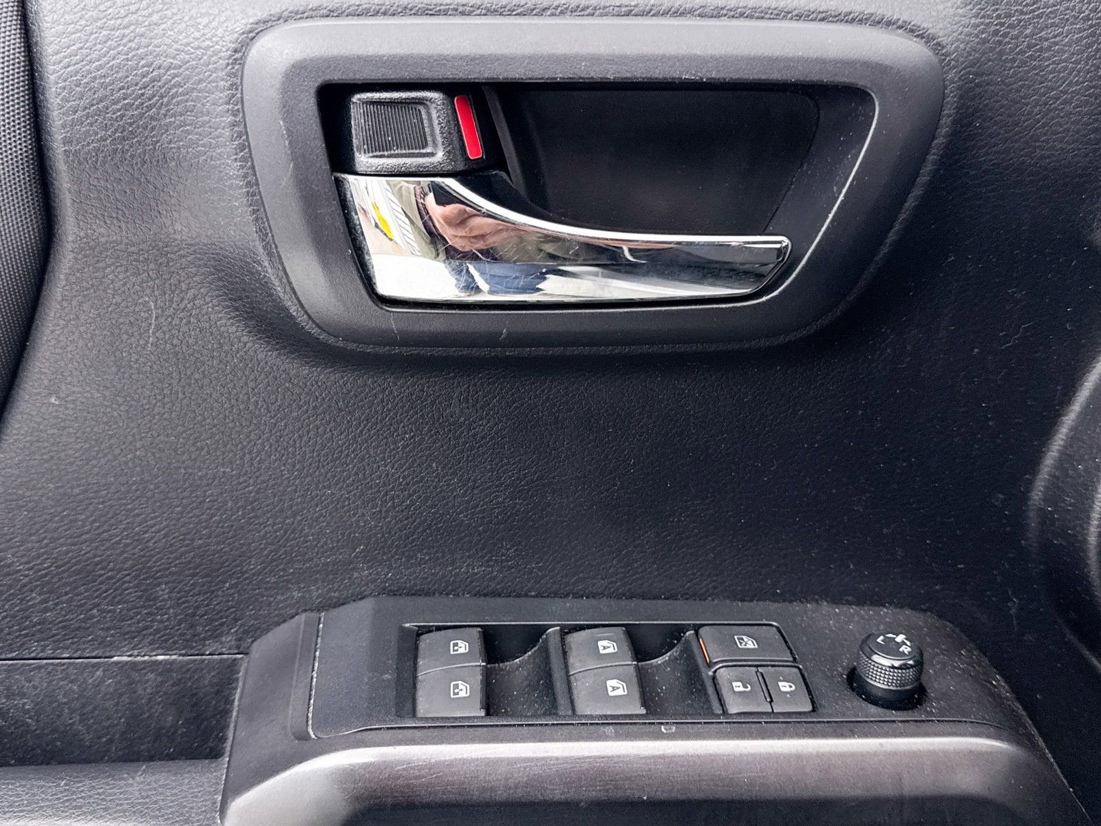 Used 2020 Toyota Tacoma TRD Sport image 24