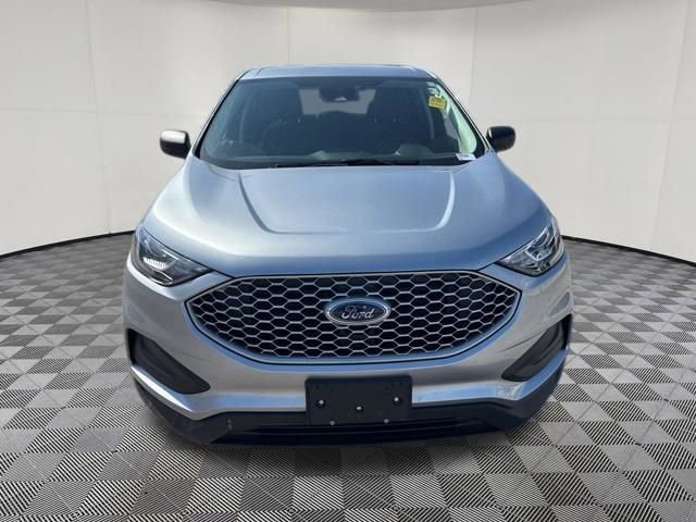 Used 2024 Ford Edge SE image 12