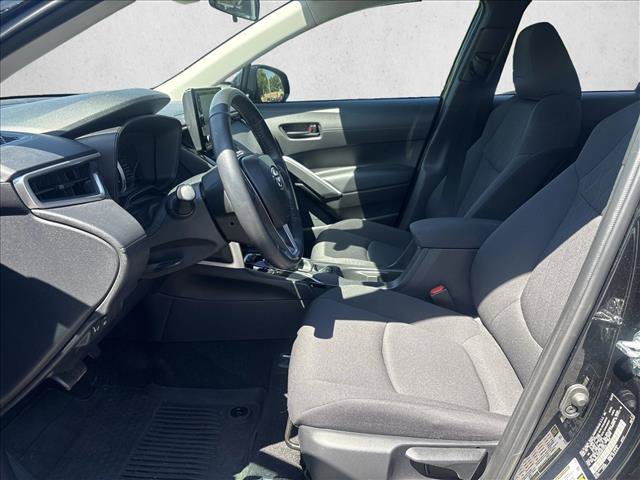 Used 2022 Toyota Corolla Cross LE w/ Moonroof Package FWD image 10