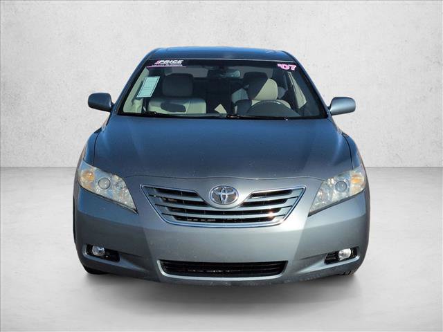 Used 2007 Toyota Camry XLE image 2