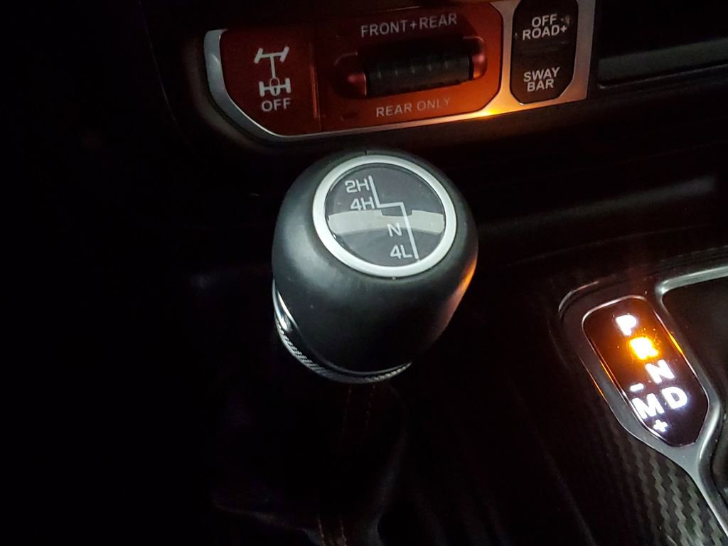 Used 2023 Jeep Gladiator Rubicon w/ Cold Weather Group image 25