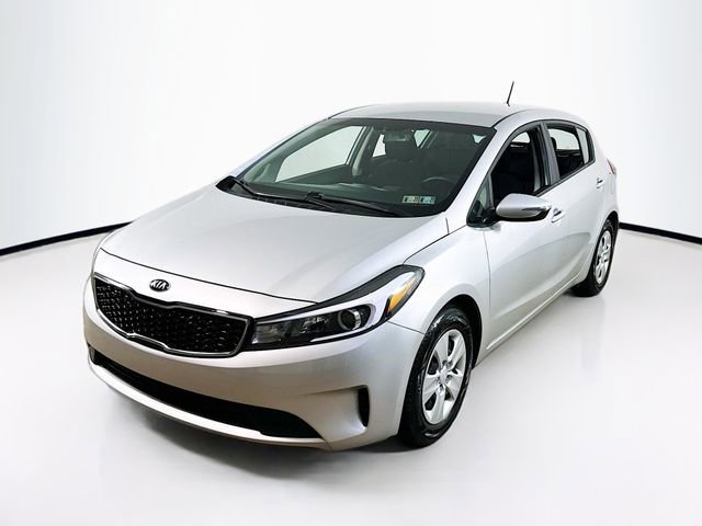 Used 2017 Kia Forte LX image 3