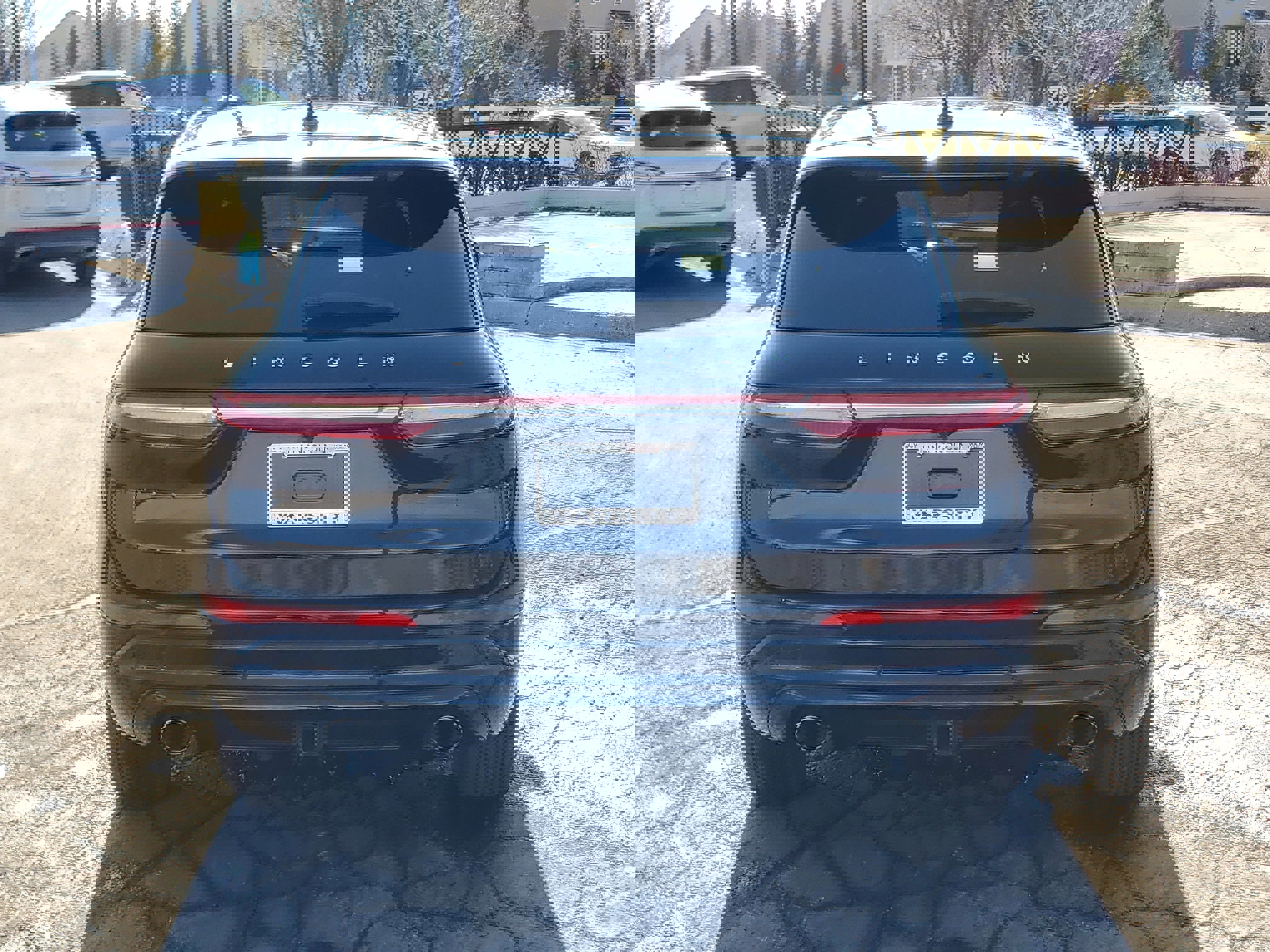 Certified 2023 Lincoln Corsair Reserve w/ Equipment Group 201A image 5