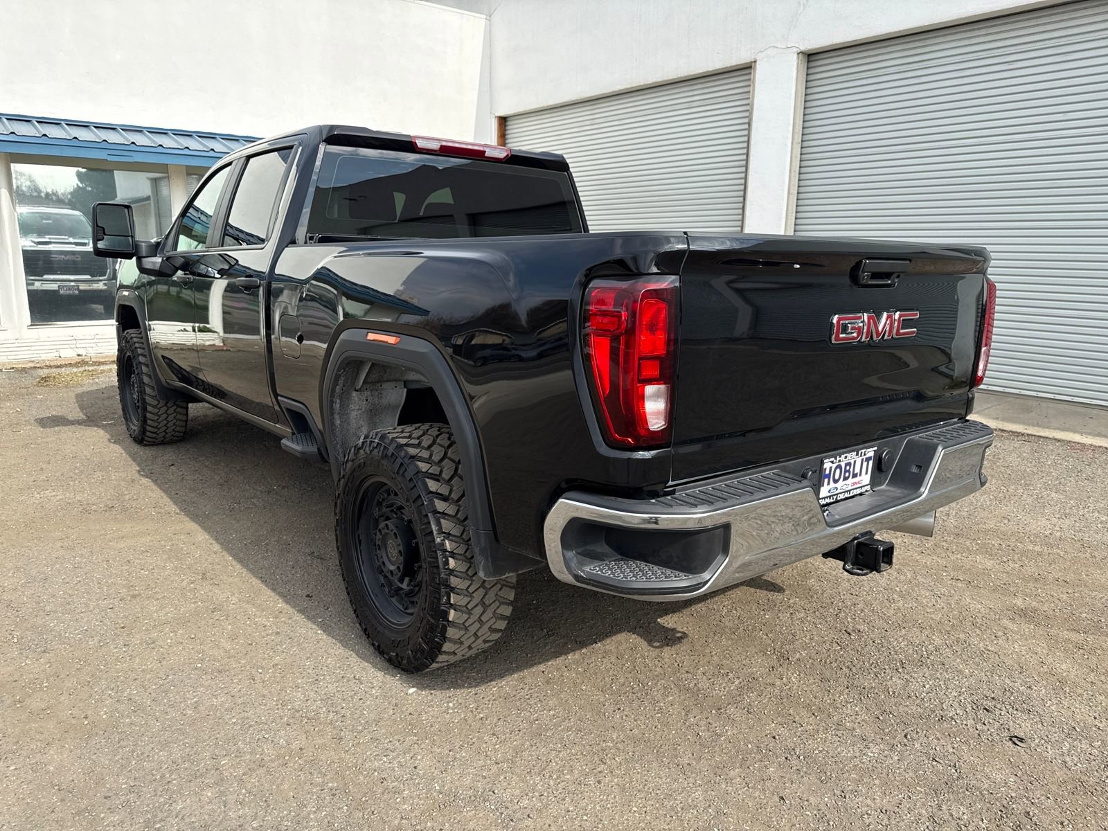 Used 2025 GMC Sierra 2500 Pro image 3