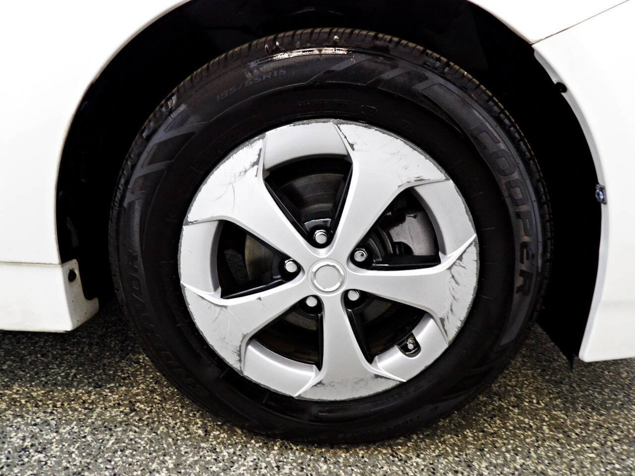 Used 2014 Toyota Prius Two FWD image 20