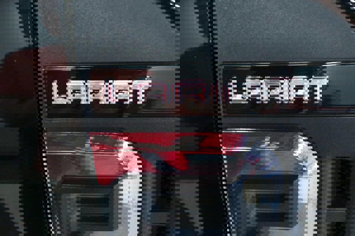 Used 2023 Ford F250 Lariat w/ Lariat Ultimate Package image 44