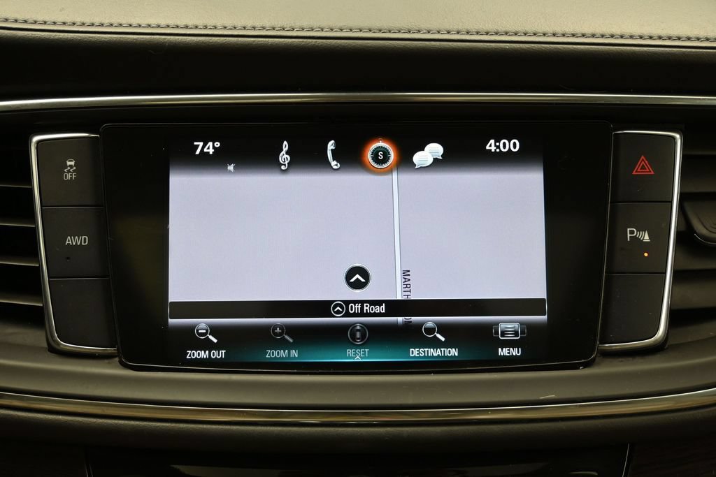 Used 2018 Buick Enclave Essence AWD/4WD image 20