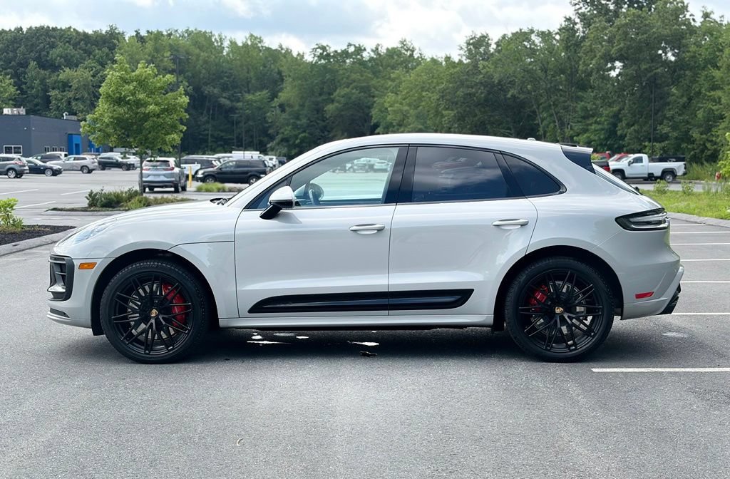 Used 2022 Porsche Macan GTS AWD/4WD image 3