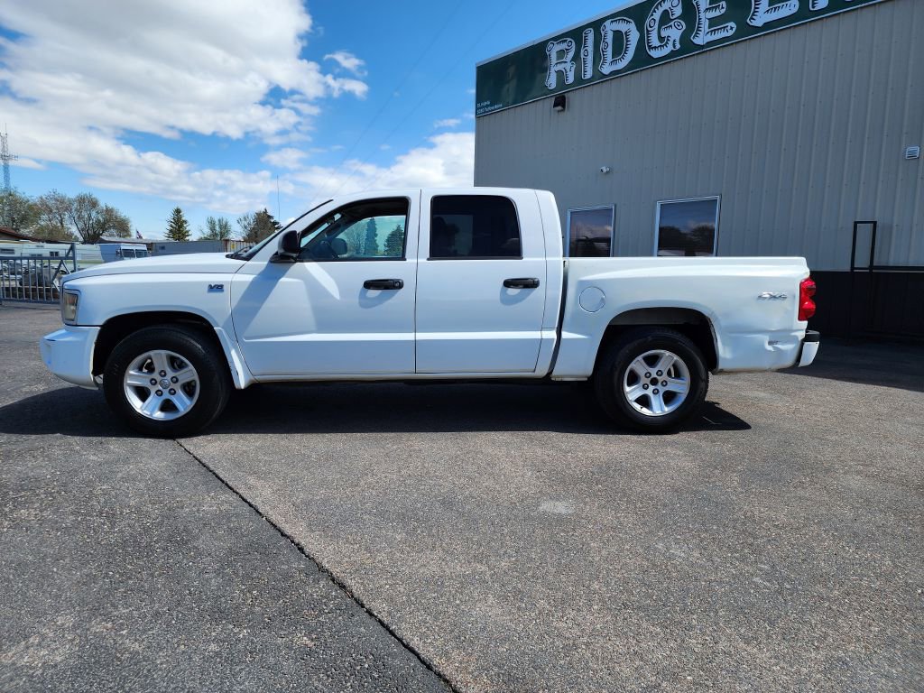 Used 2011 Dodge Dakota Big Horn w/ Trailer Tow Group AWD/4WD image 2
