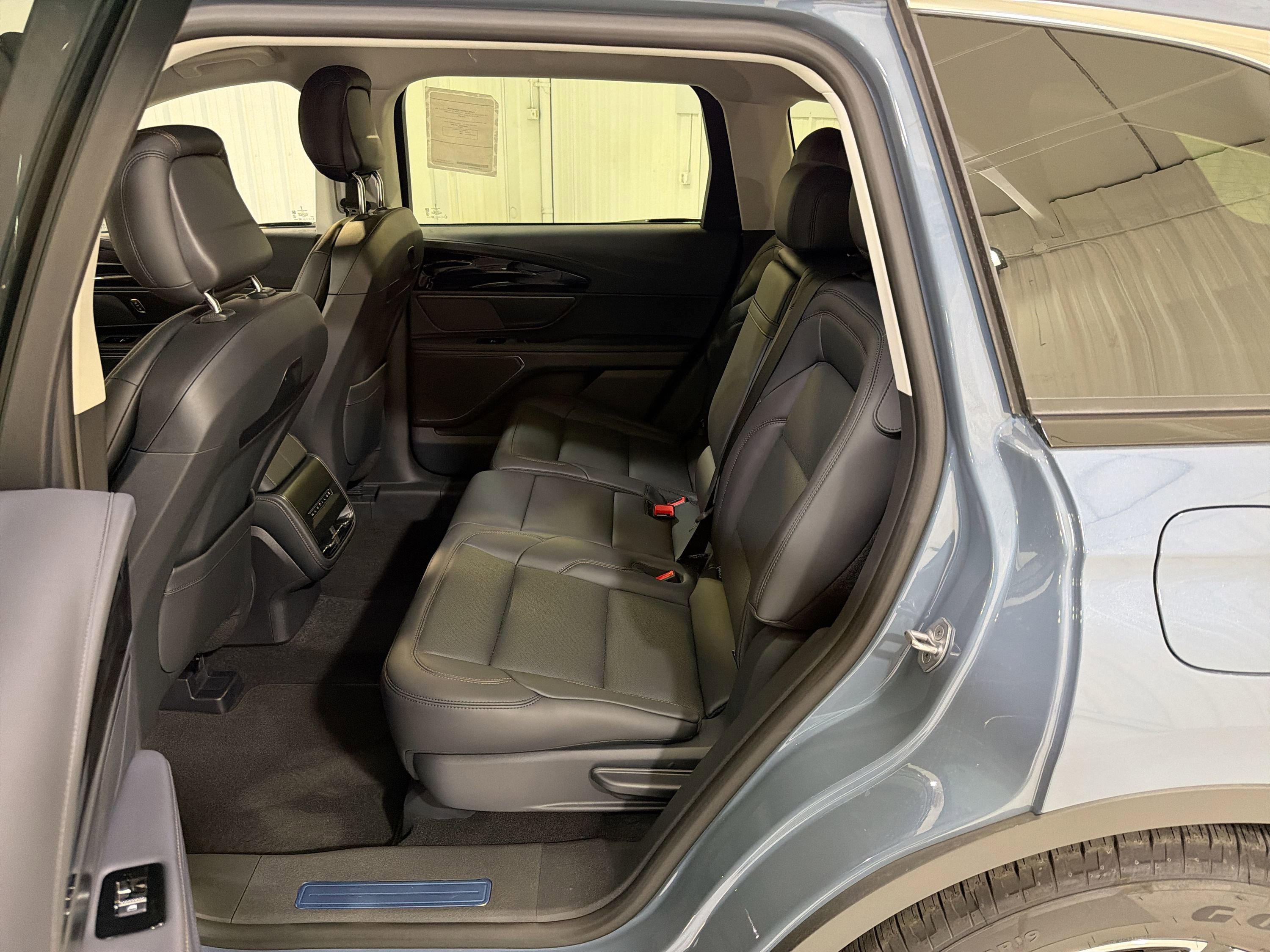 New 2026 Lincoln Nautilus Premier image 24