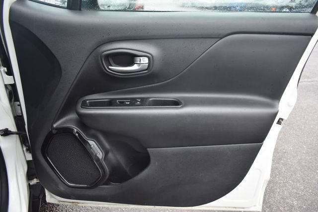 Used 2019 Jeep Renegade Altitude w/ Quick Order Package 2XM image 41