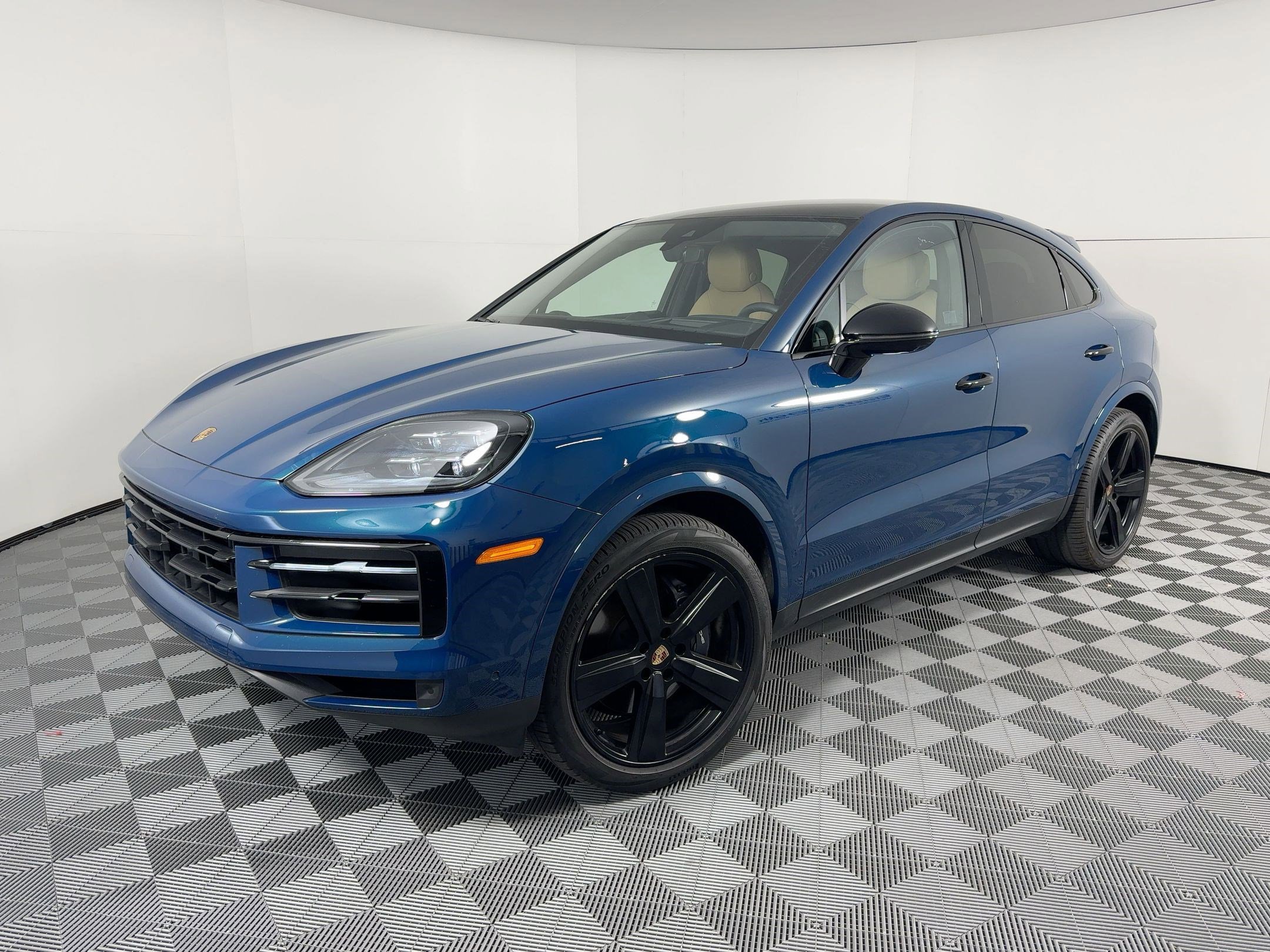 Certified 2025 Porsche Cayenne Coupe w/ Premium Package Plus