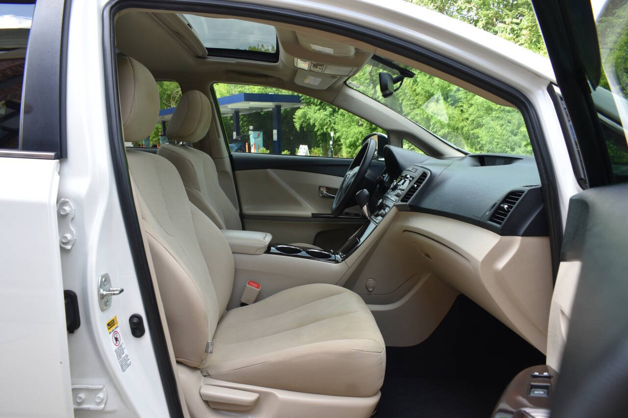 Used 2009 Toyota Venza AWD image 8
